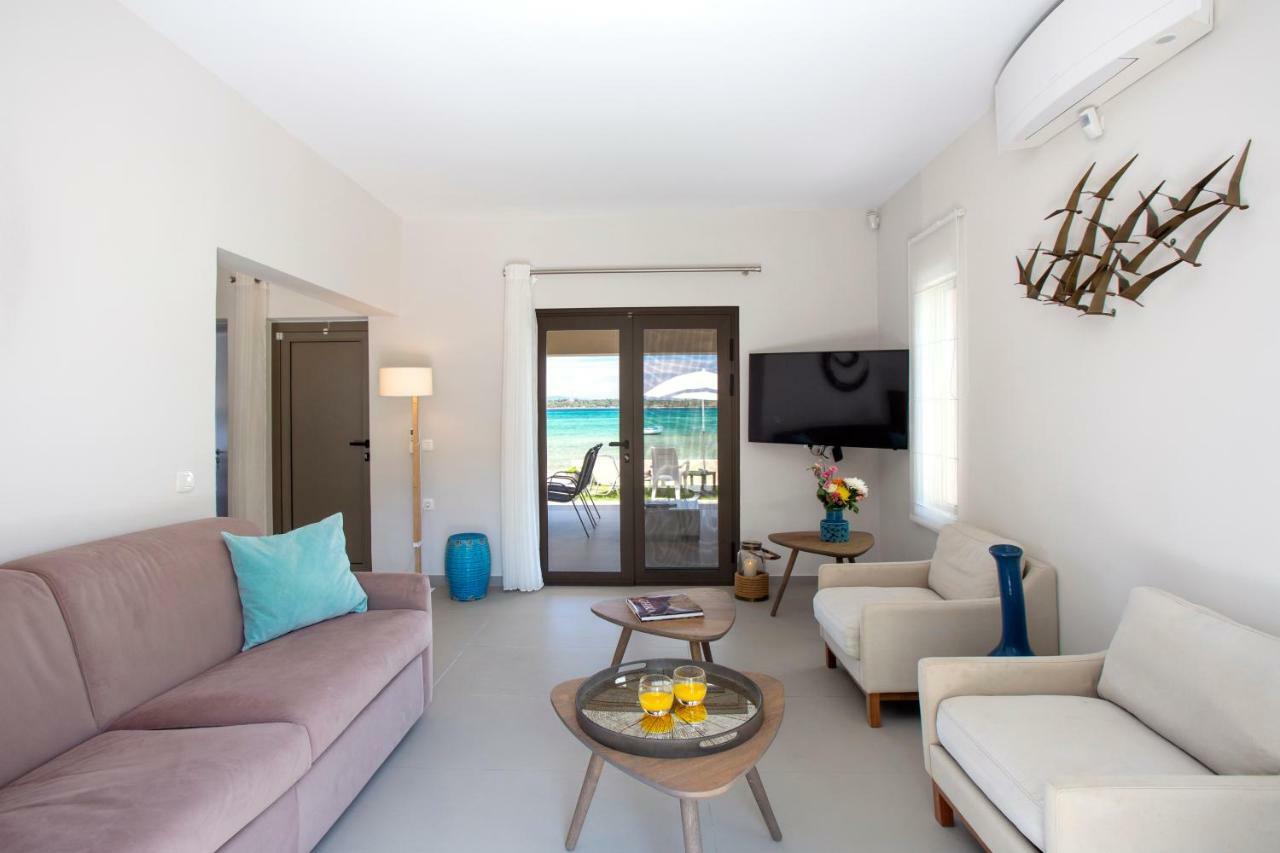 Tiamo Secrets - Beach Front Vourvourou Eksteriør billede